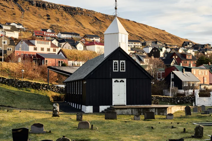 Sørvágs Kirkja